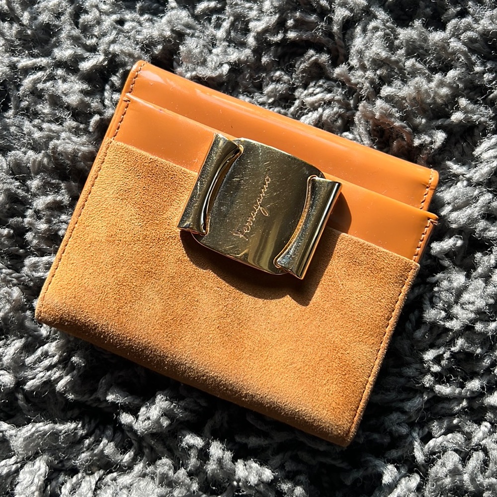 AUTHENTIC Salvatore Ferragamo wallet